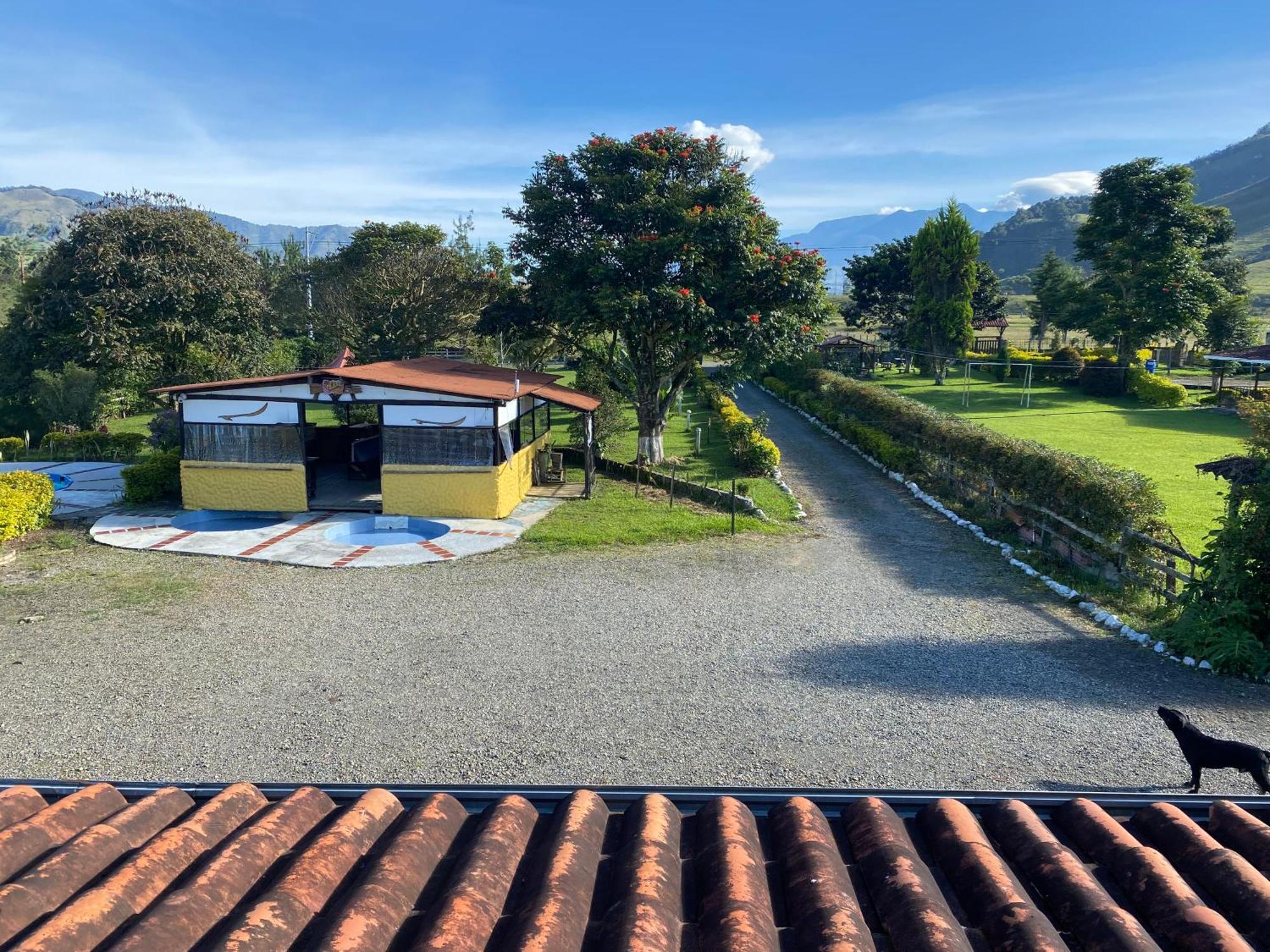 Finca Hotel Paraiso Urrao Exterior photo