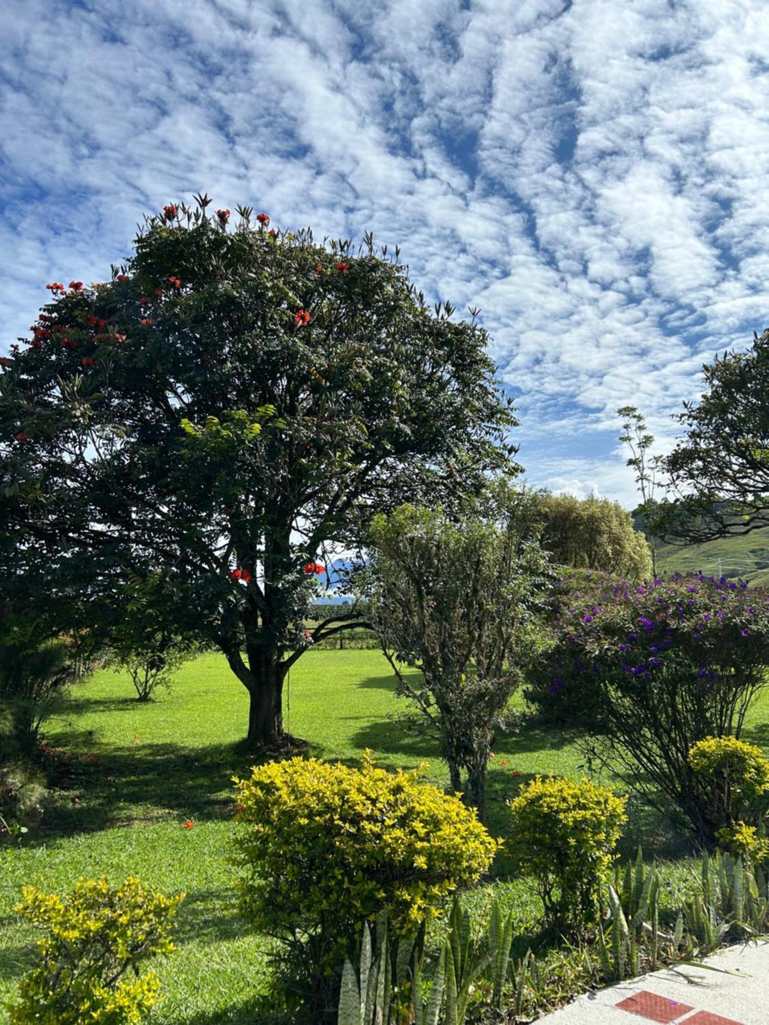 Finca Hotel Paraiso Urrao Exterior photo